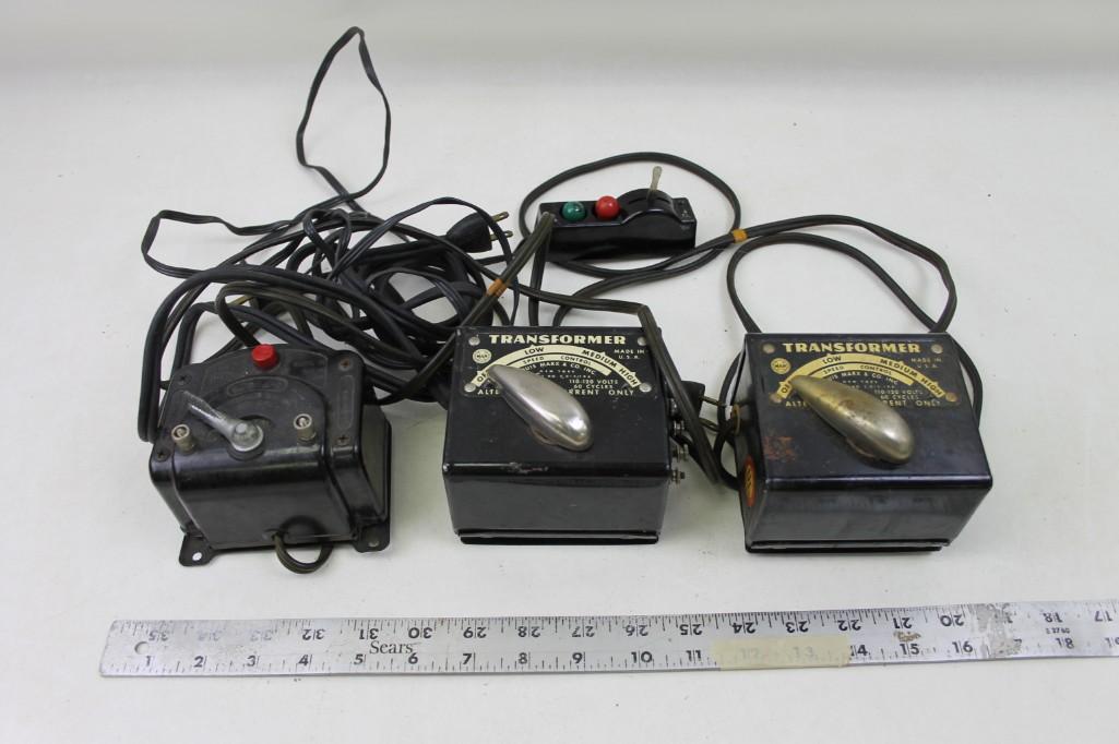 Lot of 3 Vintage Model Train Transformers and a switch (1 of 4)