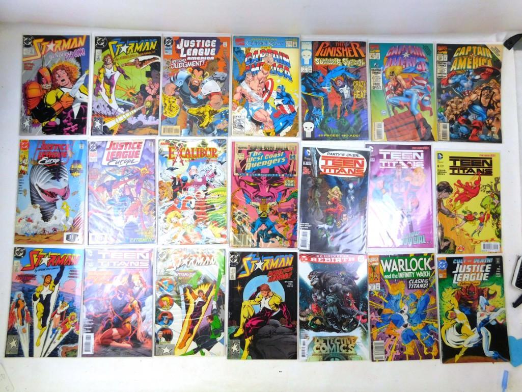 Lot of 21 Comics Starman, Justice League, Captain (1 of 4)