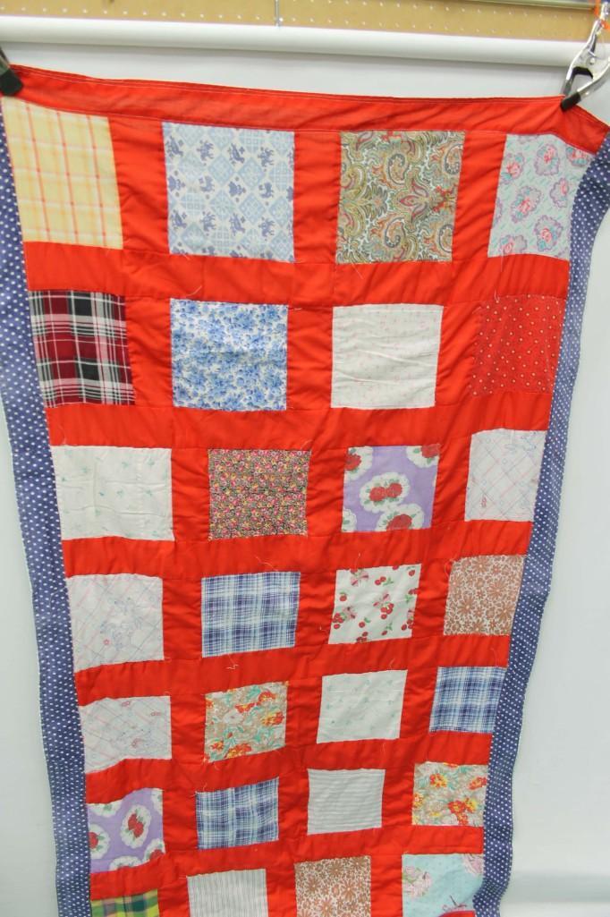 Vintage Handmade Quilt (1 of 5)