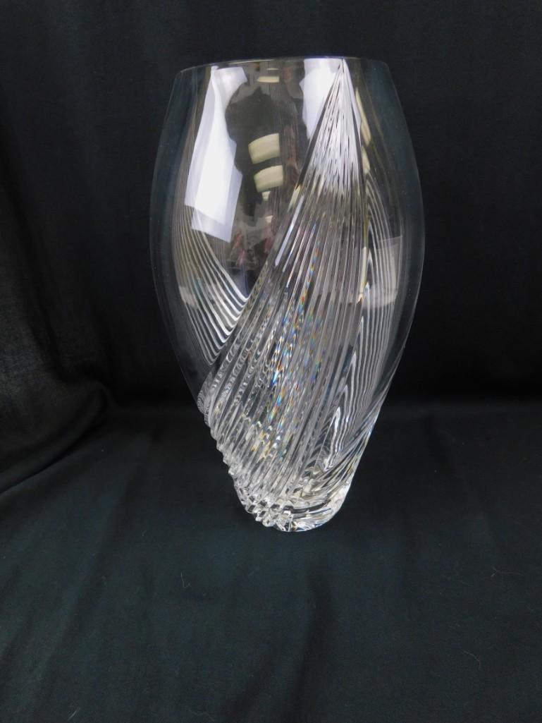 Montreux Lead Crystal Glass Vase (1 of 6)
