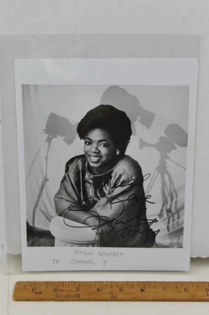 Oprah Winfrey Autographed Photo (1 of 2)