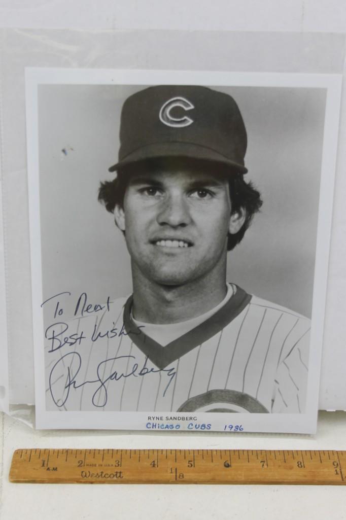 Ryne Sandberg Autographed Photo Chicago Cubs (1 of 2)