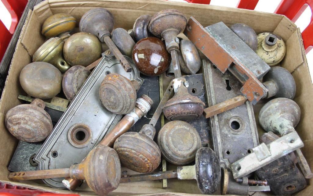Lot of Vintage Doorknobs and Hardware: Lot of Vintage Doorknobs and Hardware