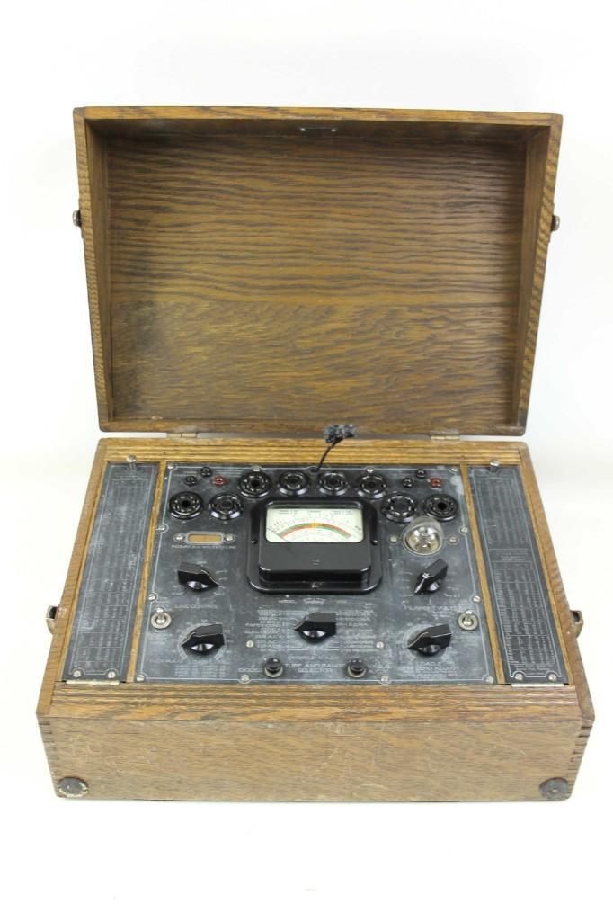 Vintage Triplett 1503 Tube Tester with a Wooden Case: Vintage Triplett 1503 Tube Tester with a Wooden Case 