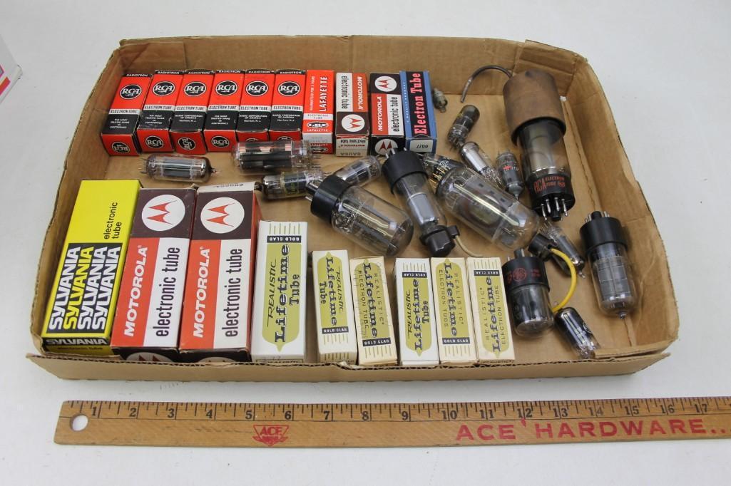 Lot of electronic Vacuum Tubes: Lot of electronic Vacuum Tubes Fix that old radio of yours Includes RCA Lafayette, Motorola, Sylvania, Realistic, etc.