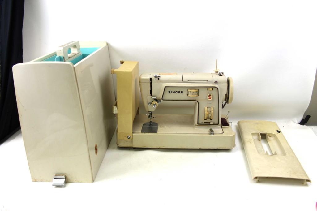 Vintage Portable Singer Sewing Machine: Vintage Portable Singer Sewing Machine