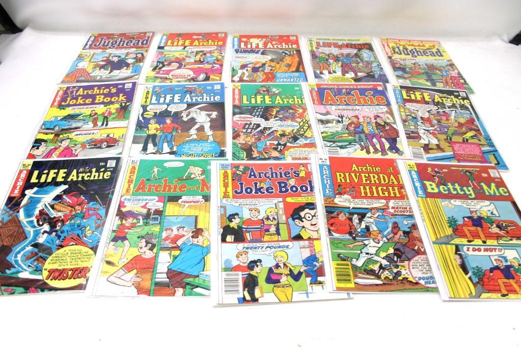Lot of 15 Vintage Comic Books incl Archie , Betty , (1 of 3)