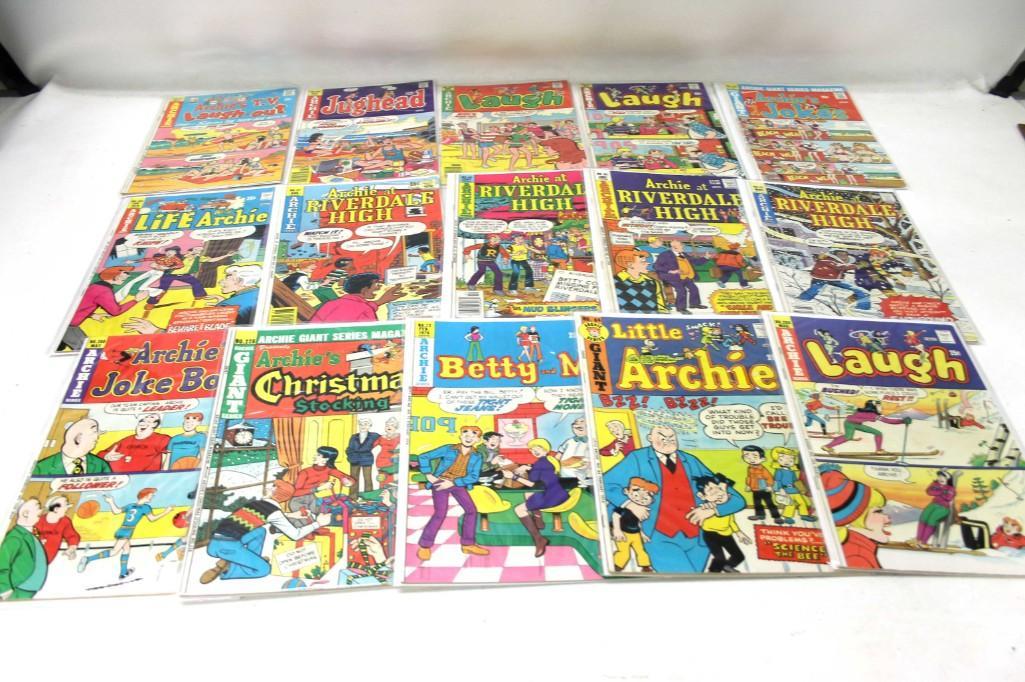 Lot of 15 Vintage Comic Books incl Archie , Betty , (1 of 3)
