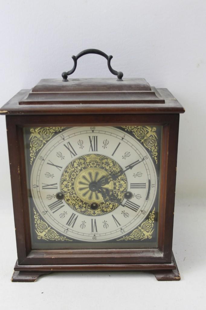 West German Linden Mechanical Wind up Mantel Clock with (1 of 7)