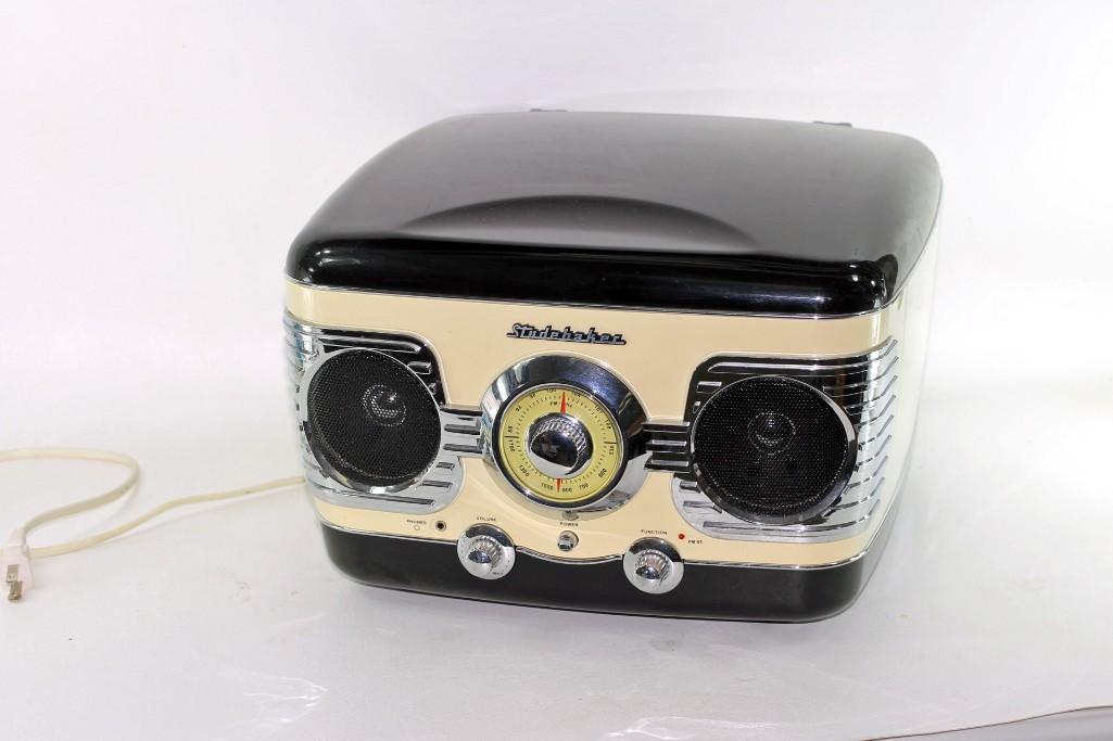 Studebaker Radio and Record Player: Studebaker Radio and Record Player Please Note: This item will have sales tax if picked up or delivered within Illinois unless you have an Illinois sales tax ID.