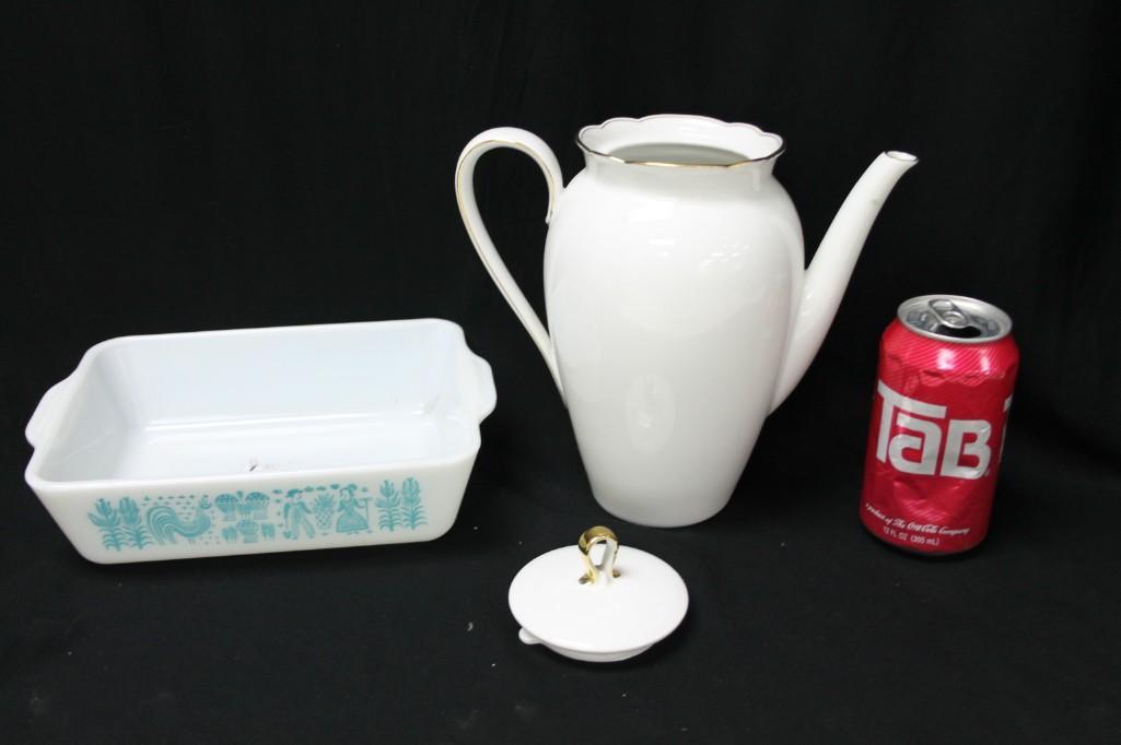 Vintage Pyrex Butterprint Amish Baking Dish Plus a (1 of 3)