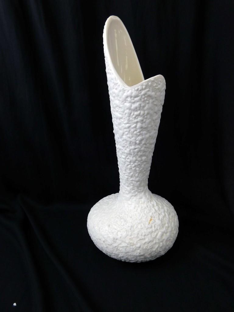Royal Haeger White Textured Ceramic Vase R1752 (1 of 4)