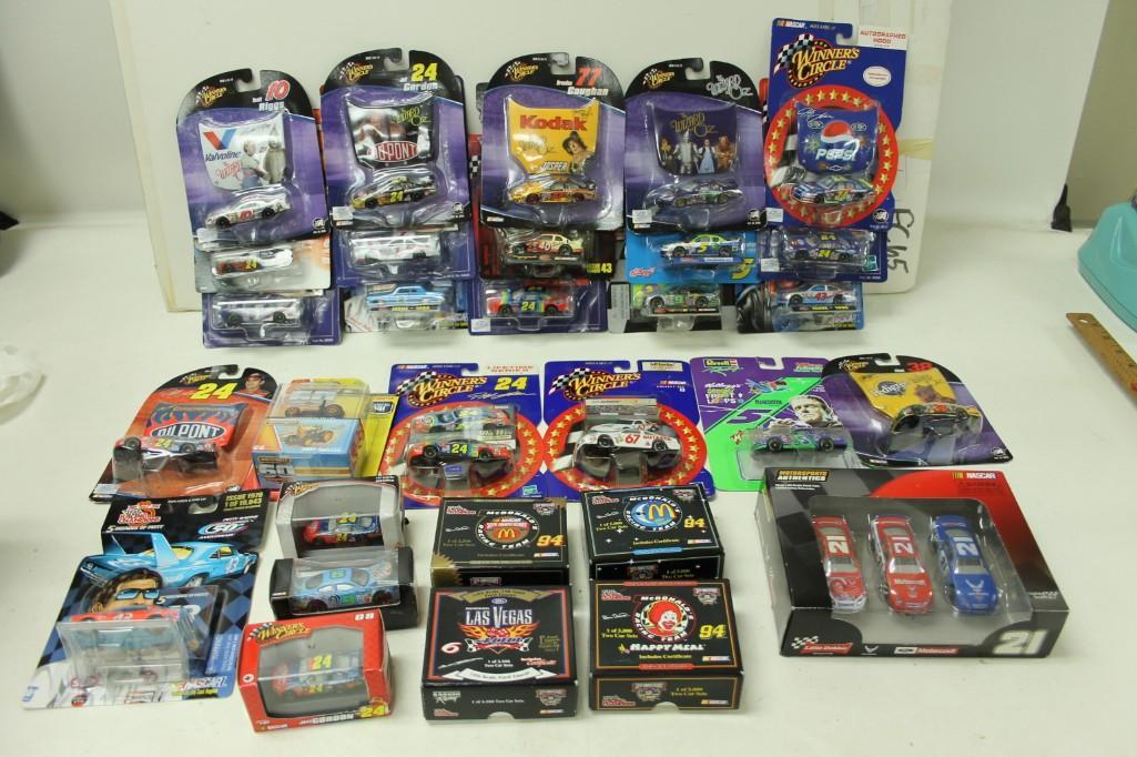 Lot of 30 Sealed Winner's Circle, Racing Champions, (1 of 4)