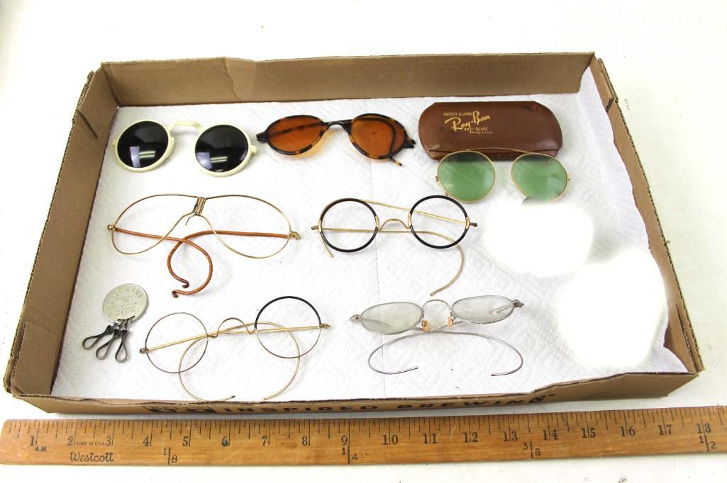 Lot of Vintage Eyeglasses and a Glasses Case: Lot of Vintage Eyeglasses and a Glasses Case