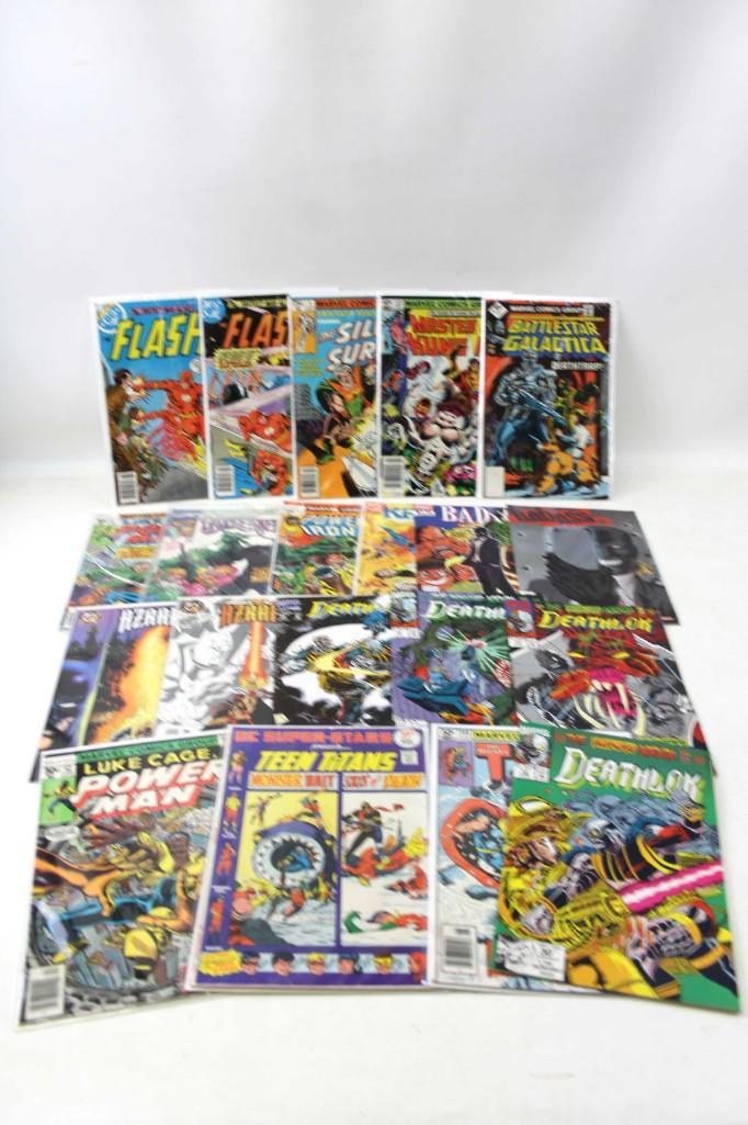Lot of 20 Comic Books incl The Flash , Teen Titans , (1 of 3)