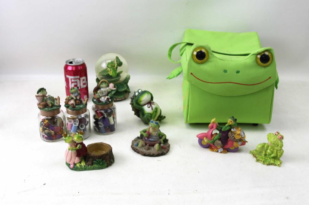 Lot of Frog Items incl Lunch Bag , Snow Globe , Figures: Lot of Frog Items incl Lunch Bag , Snow Globe , Figures , Etc