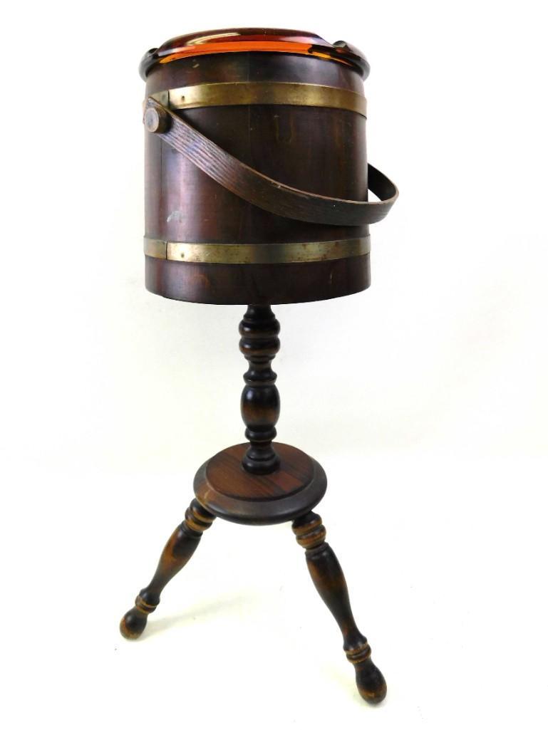 Vintage Rustic Ashtray with Stand: Vintage Rustic Ashtray with Stand Ashtray is amber colored glass . Stand is wood. Makes me want to take up smoking. Roughly 2 feet tall.