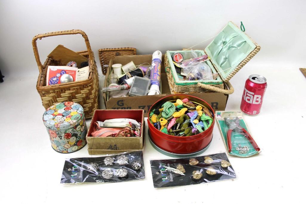 Sewing Lot incl Embroidery Floss , Button Covers , (1 of 4)