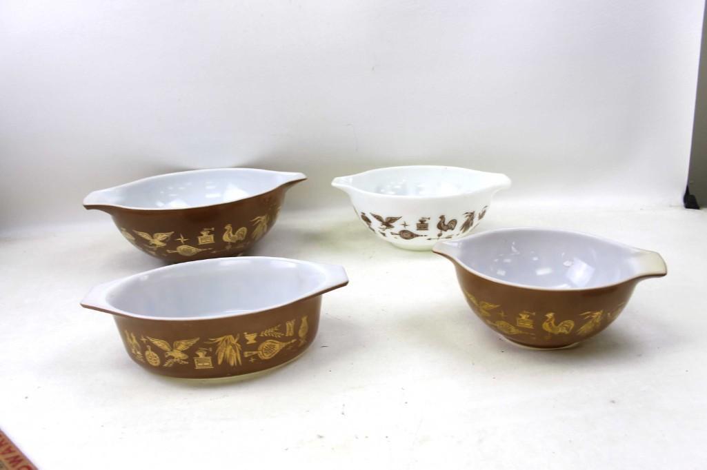 Vintage Pyrex Early American Cinderella Mixing Bowls (1 of 6)