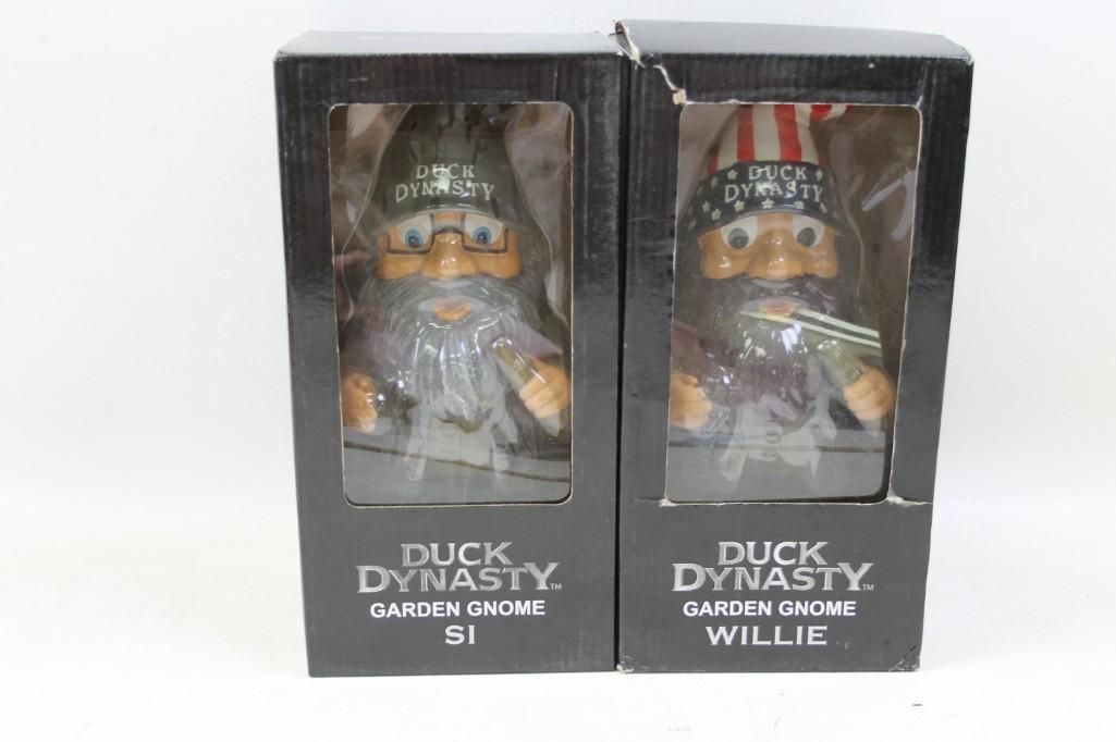 Lot of 2 Duck Dynasty Garden Gnomes in Original Boxes: Lot of 2 Duck Dynasty Garden Gnomes in Original Boxes . Includes Willie and SI