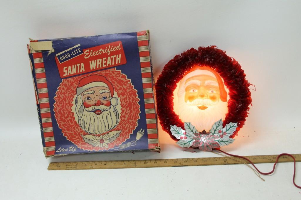 Vintage Good Lite Electrified Santa Wreath in Original (1 of 7)
