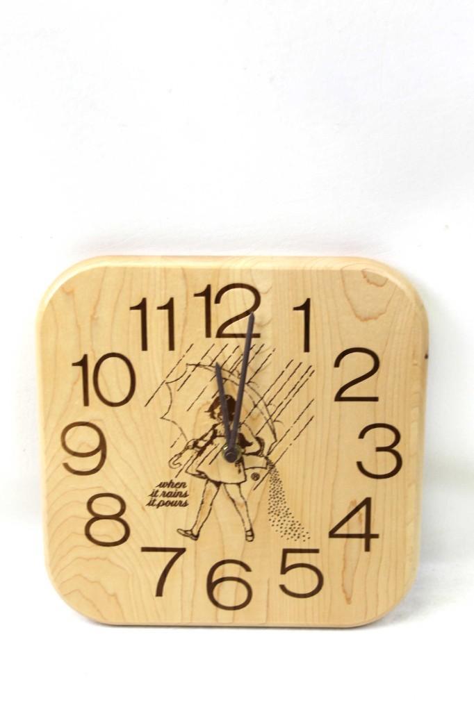 Morton Salt Butcher Block Clock New in Box (1 of 4)