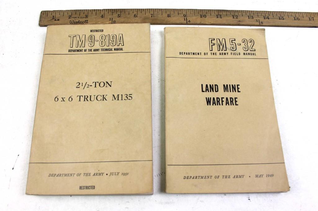 Lot of 2 Vintage Army Manuals (1 of 5)