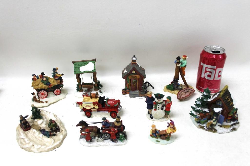 Christmas Village Lot of 10: Lot of 10 Christmas village items including O'Well , Coca-Cola , Cobblestone Corners