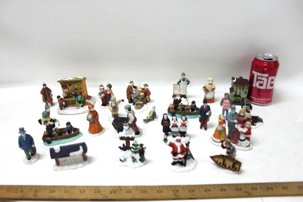Lot of Christmas Village Items (1 of 3)