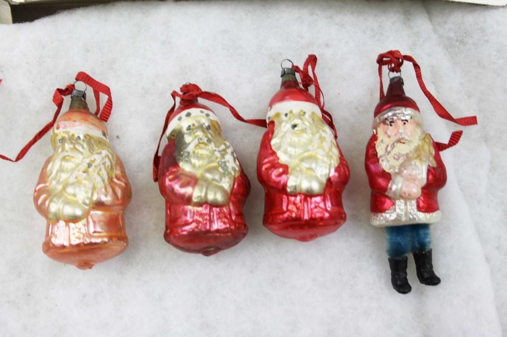 4 Vintage Mercury Glass Santa Christmas Ornaments: 4 Vintage Mercury Glass Santa Christmas Ornaments Condition: One has a hole in his shoulder, one is faded , all have various amounts of wear, etc. Please see all of the pictures