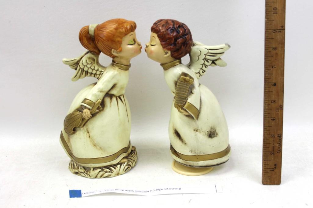 Pair of Kissing Angels: Pair of Kissing Angels Condition: The music box in one of them does not work