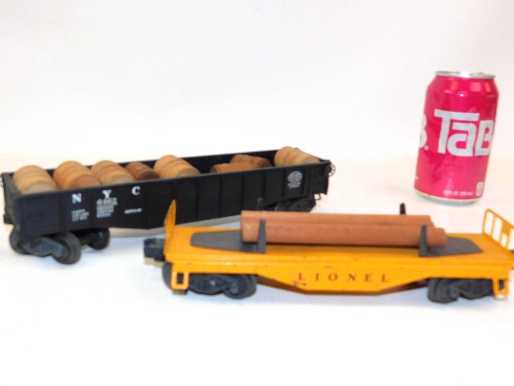 Vintage Lionel Train Cars incl No 6462 Barrel Car and a: Vintage Lionel Train Cars incl No 6462 Barrel Car and a Log Flat Car Model Railroad Train Lot G