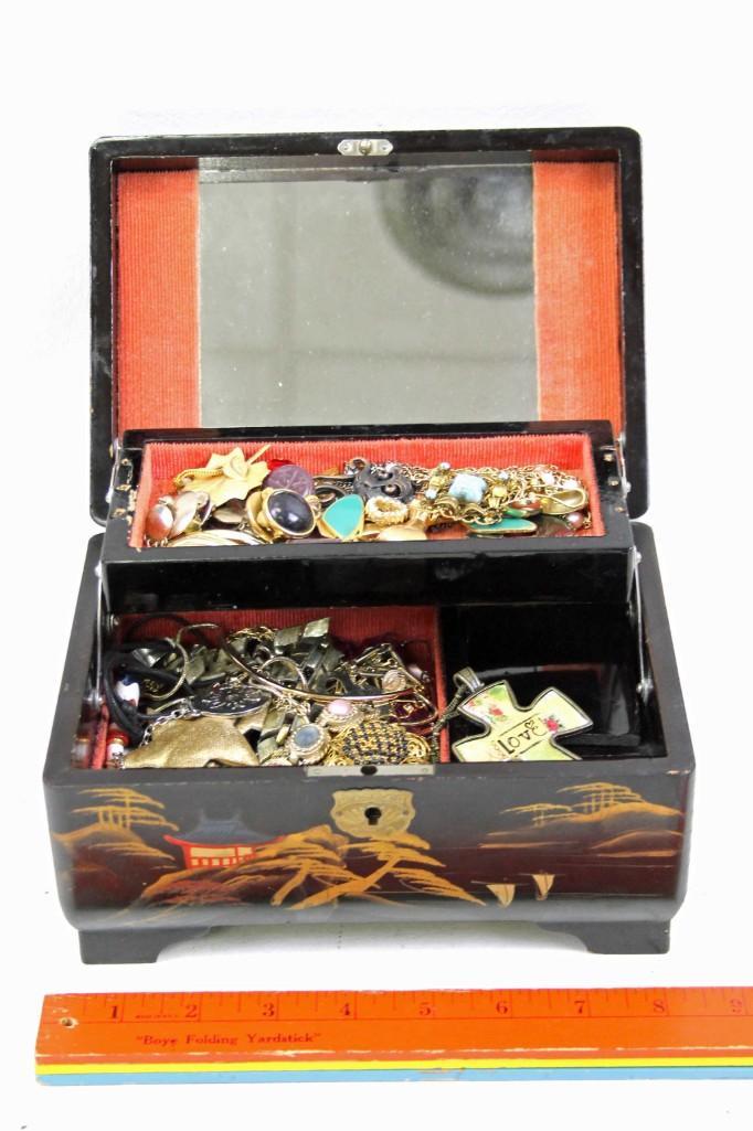 Vintage Jewelry Box Filled with Costume Jewelry: Vintage Jewelry Box Filled with Costume Jewelry