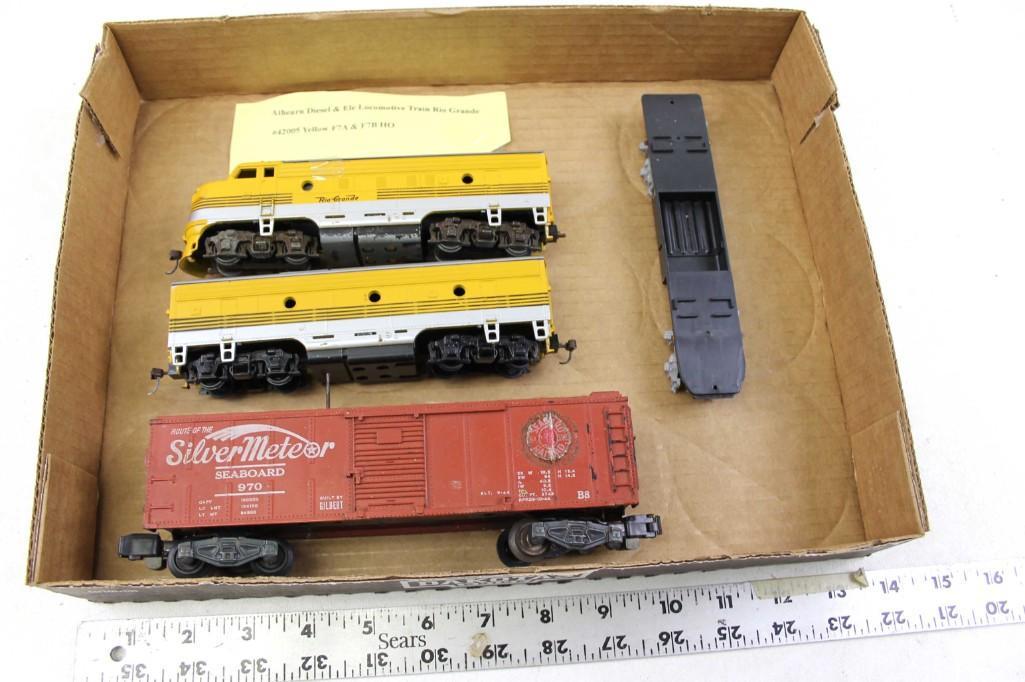HO Scale Train Lot incl Athearn Diesel & Ele Locomotive: HO Scale Train Lot incl Athearn Diesel & Ele Locomotive Train Rio Grande #42005 Yellow F7A & F7B HO 