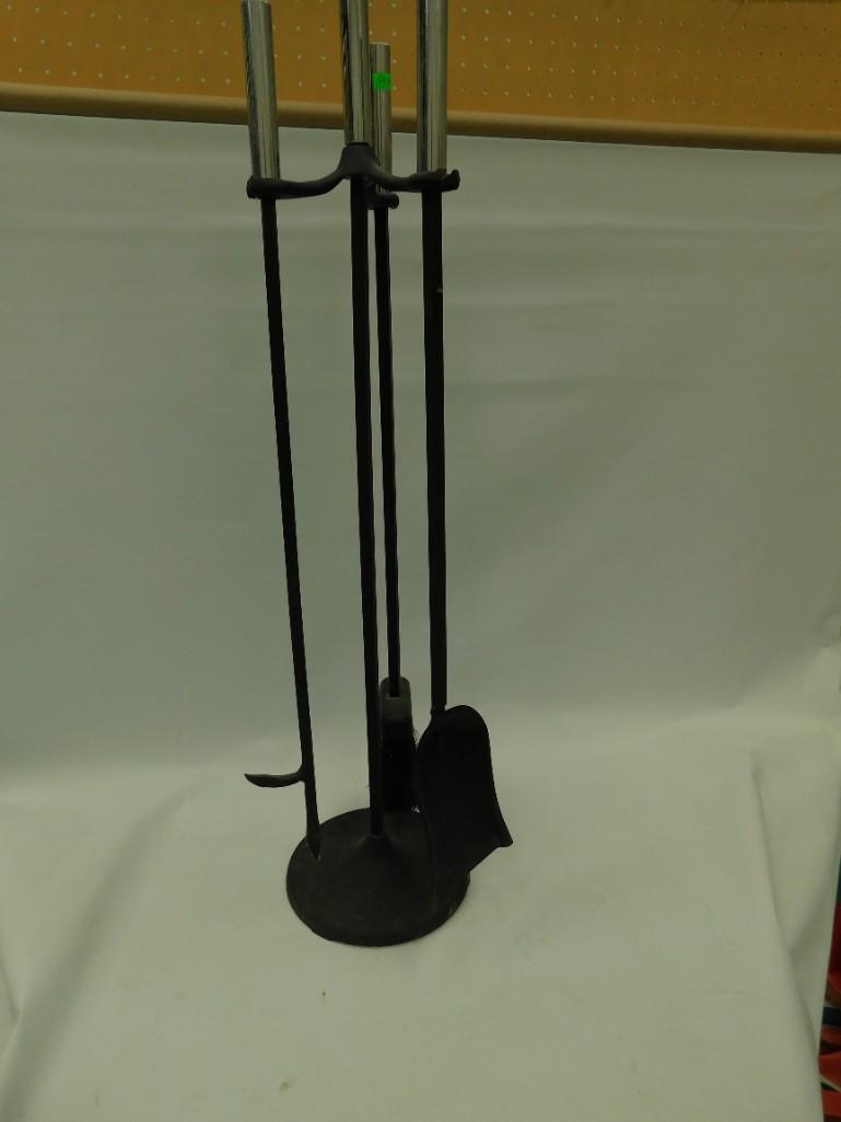 Fireplace Poker and Sweep Set: Fireplace Poker and Sweep Set