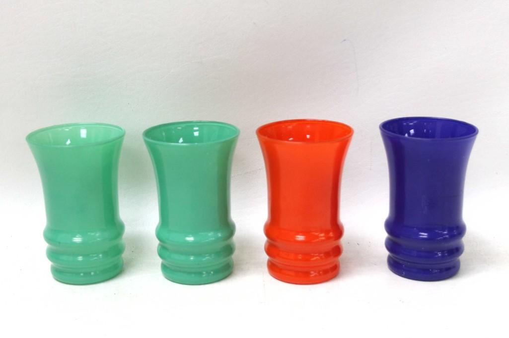 1950s Set of 4 Glasses or Tumblers Green , Red , Blue: Vintage 1950's Set of 4 Tumblers or Glasses including 2 green, 1 red, and 1 blue