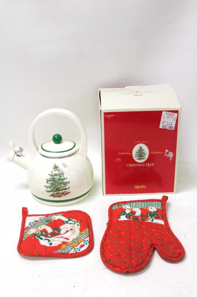 Spode Christmas Tree Tea Kettle plus 2 Potholders: Spode Christmas Tree Tea Kettle in original box plus 2 Christmas Goose Potholders