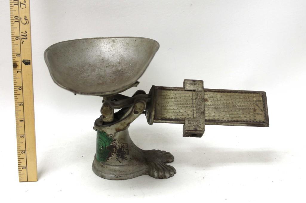 Antique Pelouze Scale Capacity 2 Pounds Still Works: Antique Pelouze Scale Capacity 2 Pounds Still Works but cannot guarantee accuracy Condition: Cannot guarantee accuracy