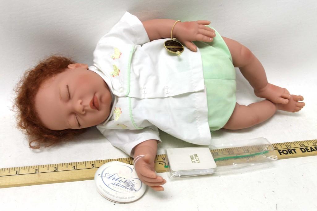 Lee Middleton Reva Schick Artist Studio 18" Baby: Lee Middleton Reva Schick Artist Studio 18" Baby Michael LE Doll Signed by Reva Doll is vinyl with cloth, weighted body, approx 18" Long. Dolls have rooted hair and realistic, inset eyes. Dolls are cl
