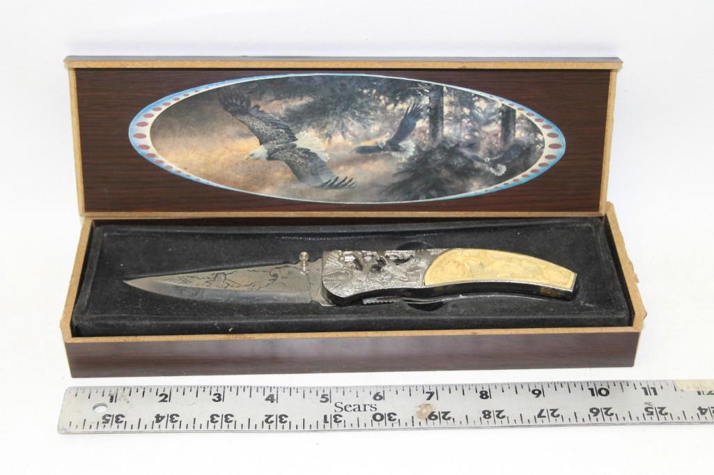 Knife with Eagle Design in a Fancy Box: Knife with Eagle Design in a Fancy Box