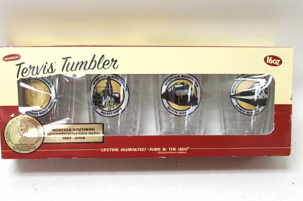 Norfolk Southern Railroad Tervis Tumblers in Original: Set of Norfolk Southern Railroad 21st Consecutive Gold Medal Train Tervis Tumblers or Drinking Glasses in Original Box
