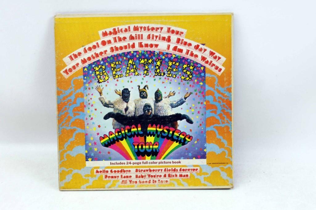 The Beatles Magical Mystery Tour Vinyl LP Record: The Beatles Magical Mystery Tour Vinyl LP Record Record is in good shape