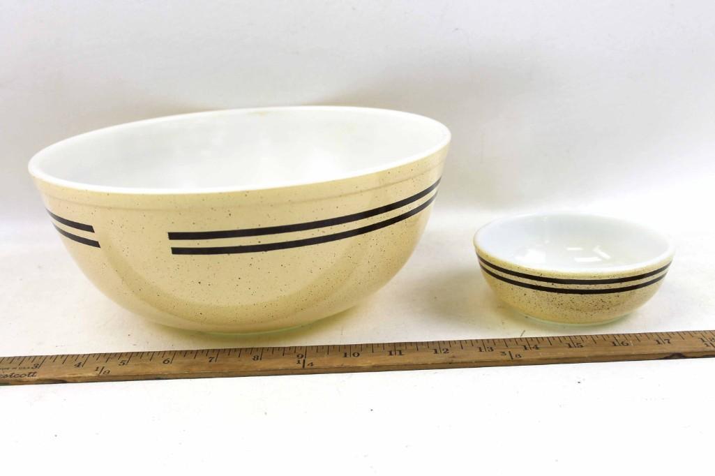 Vintage Pyrex Brown Striped Chip and Dip Bowls: Vintage Pyrex Brown Striped Chip and Dip Bowls