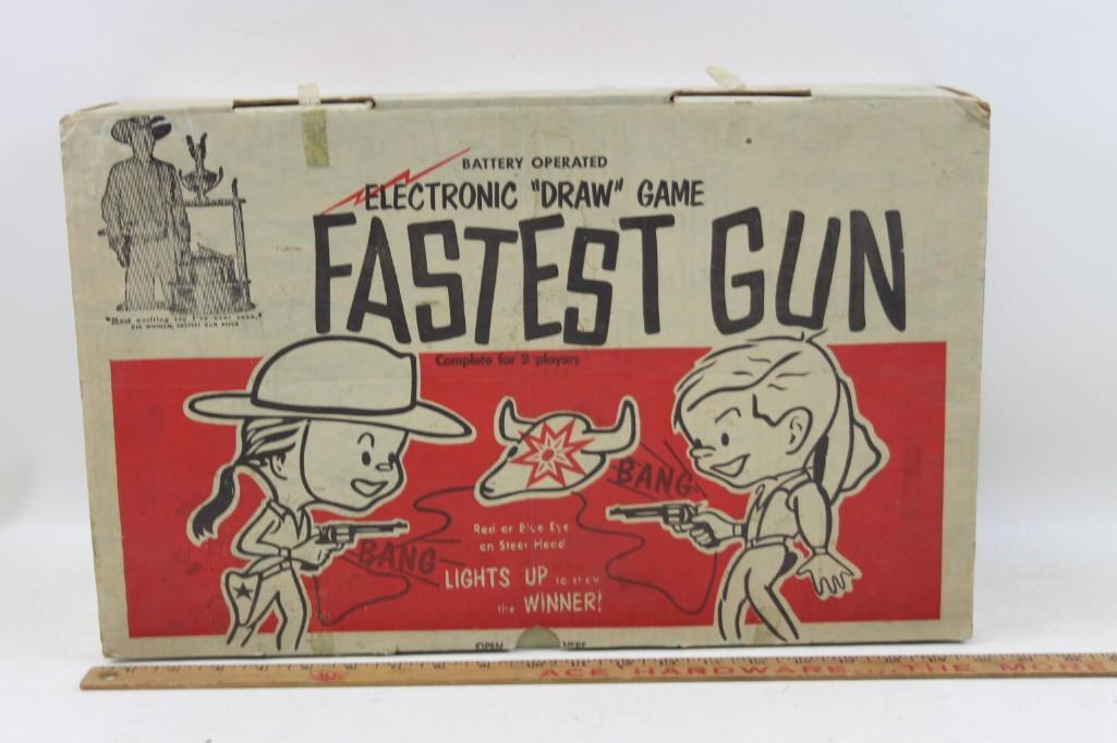 Vintage Fastest Gun - Electronic "draw" game: Vintage Fastest Gun - Electronic "draw" game Not checked for completeness Perefect for those who want to duel someone, but are afraid of losing.