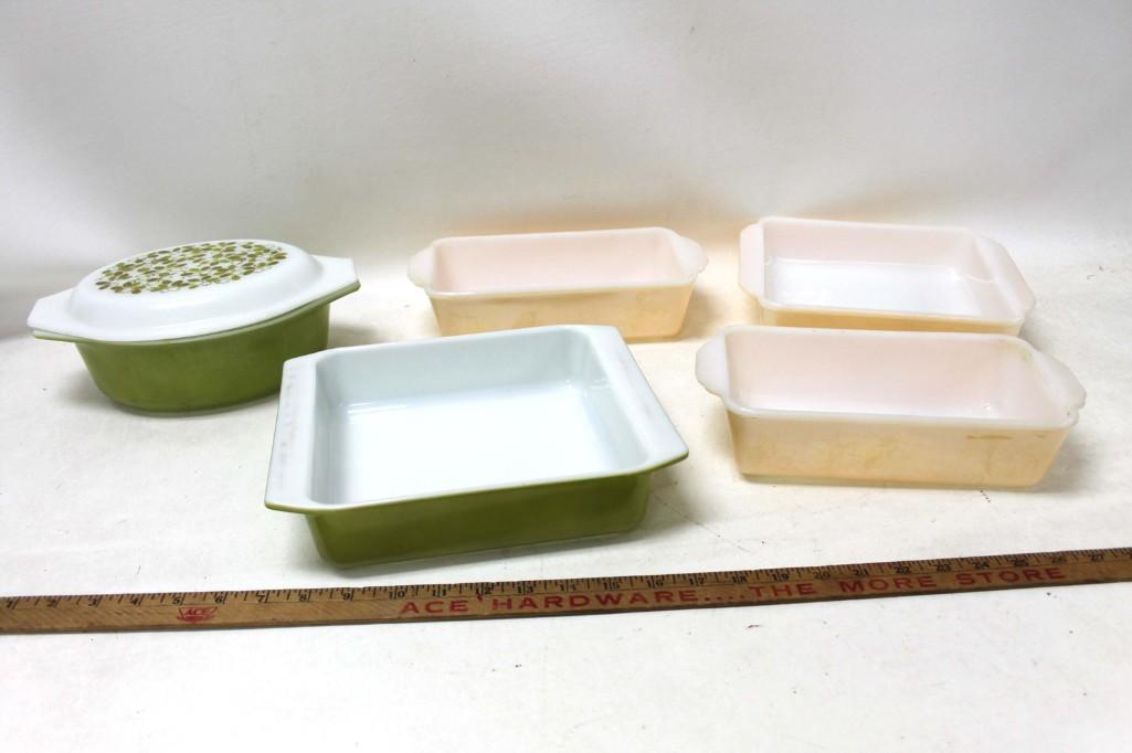 Lot of Vintage Pyrex and Fire King (1 of 7)