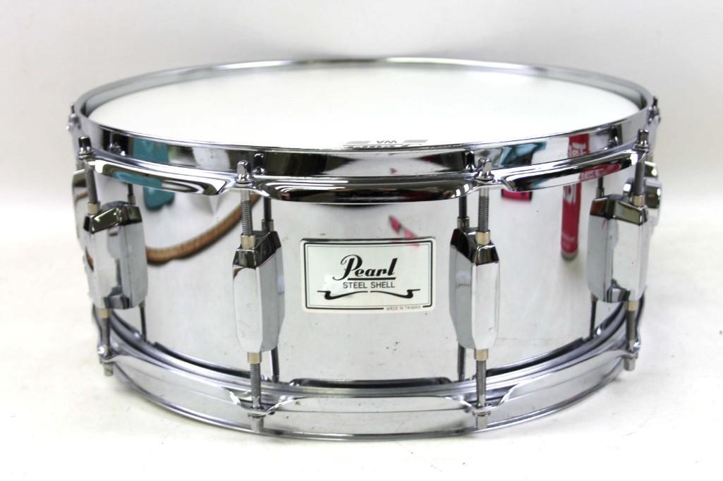 Pearl Steel Shell Snare Drum (1 of 8)
