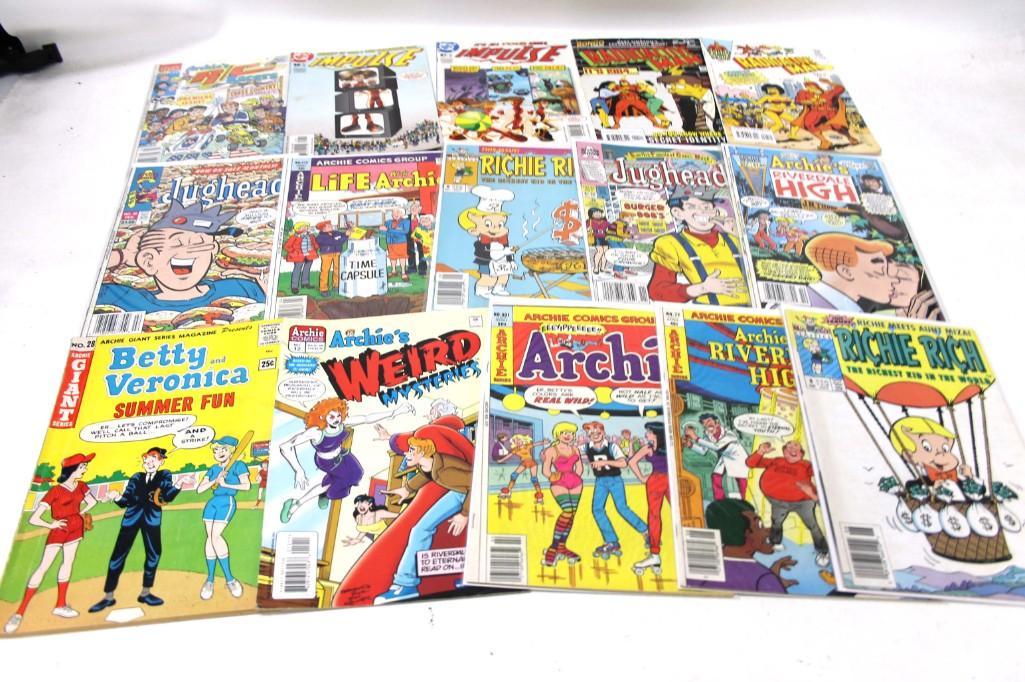 15 Comic Books incl Radioactive Man , Archie , Richie (1 of 3)