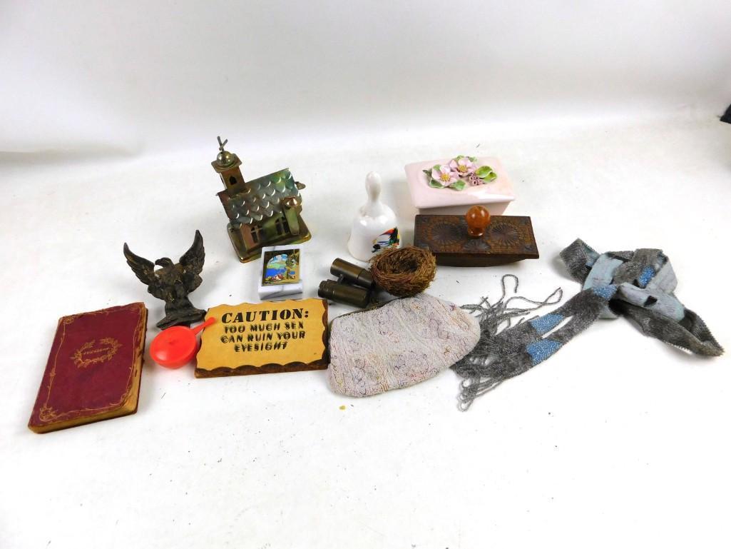 Vintage Lot incl Ink Blotter , Beaded Purse , Trinket (1 of 4)