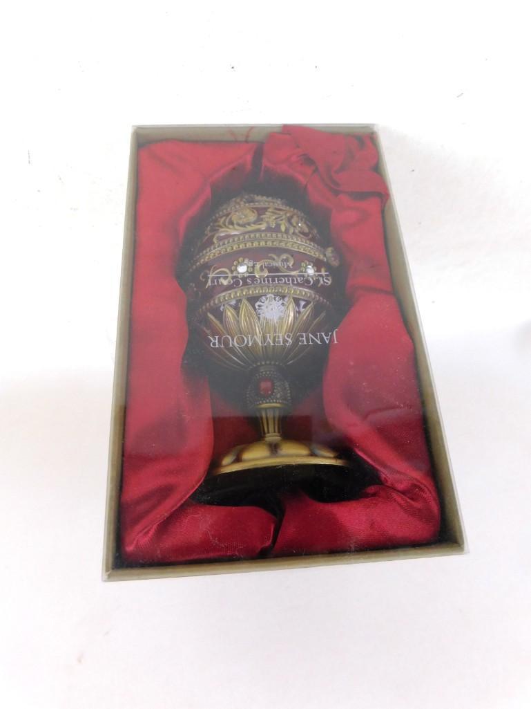 Jane Seymour St Catherine's Court Musical Egg in: Jane Seymour St Catherine's Court Cardinal Musical Egg in Original Box . 