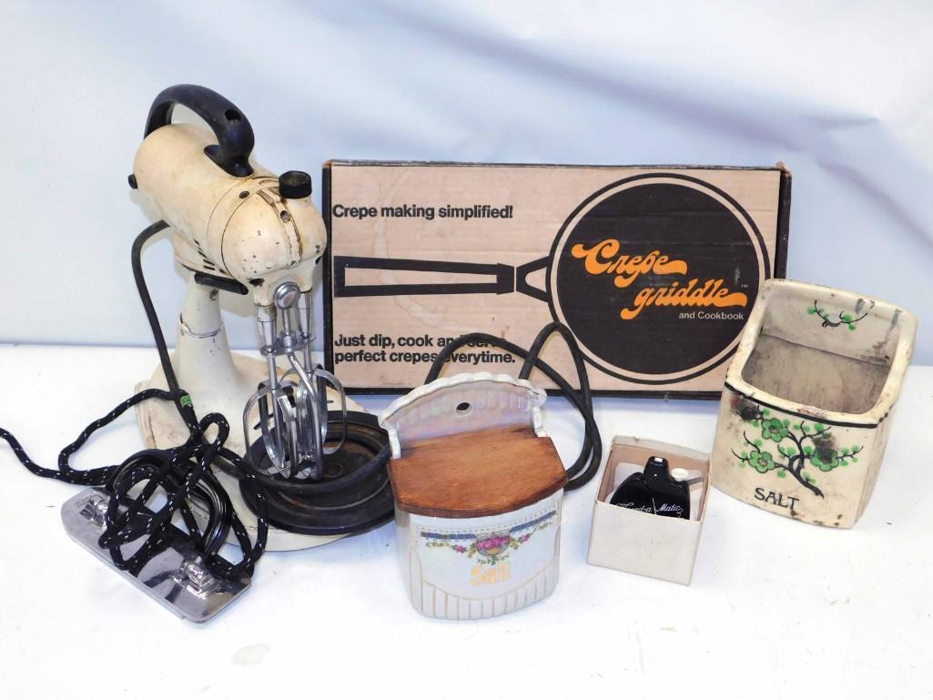 Vintage Lot incl Salt Boxes , Mixer , Thread a Matic , (1 of 10)